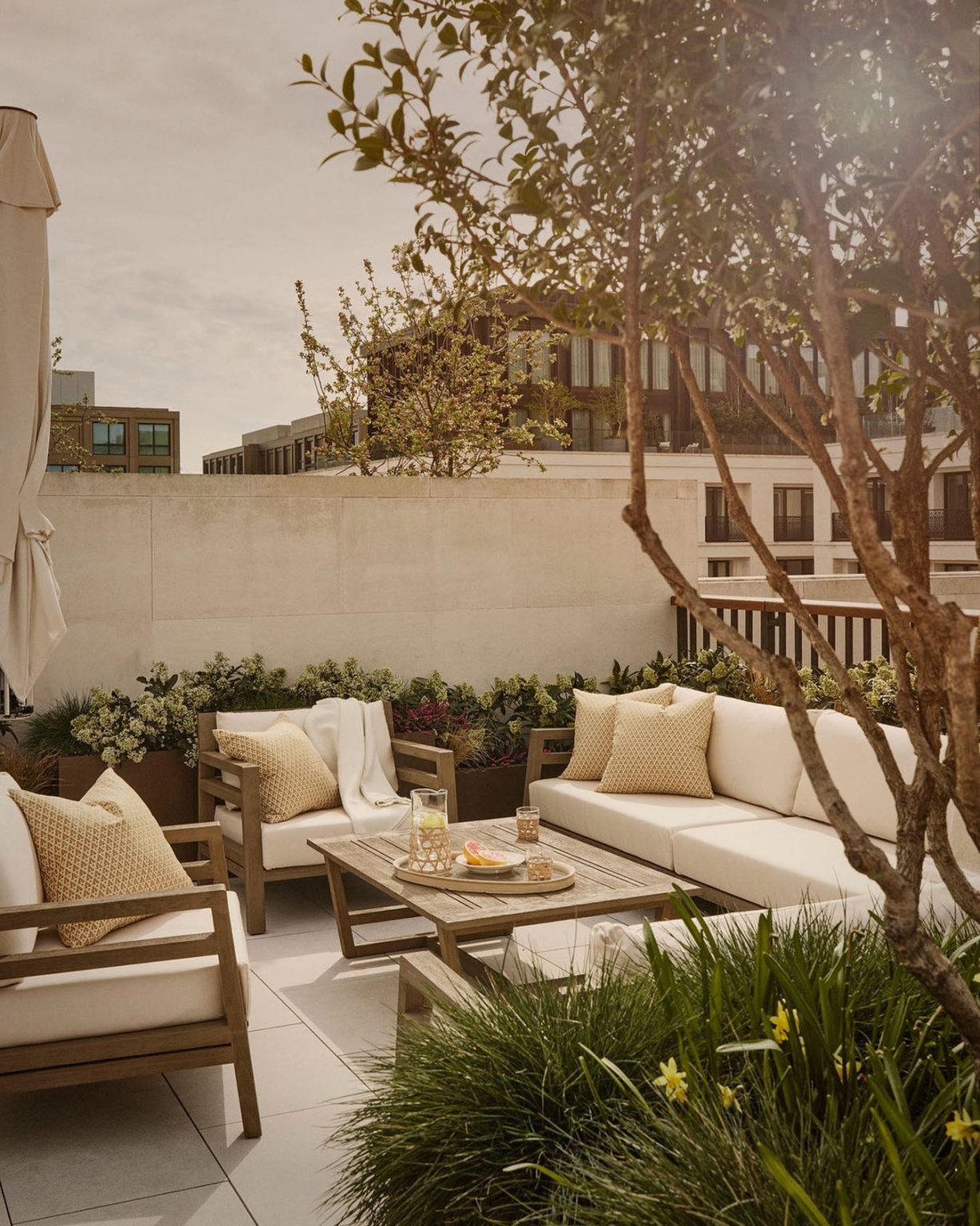 Explore 25 Open Terrace Ideas: Transform Your Space with Style and ...