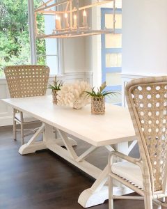 28 Stunning Coastal Dining Room Ideas for a Beach-Inspired Home ...