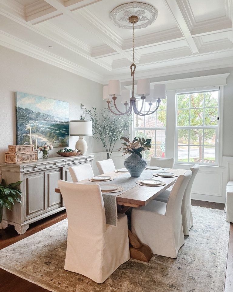 28 Stunning Coastal Dining Room Ideas for a Beach-Inspired Home ...