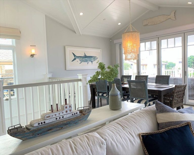 28 Stunning Coastal Dining Room Ideas for a Beach-Inspired Home ...