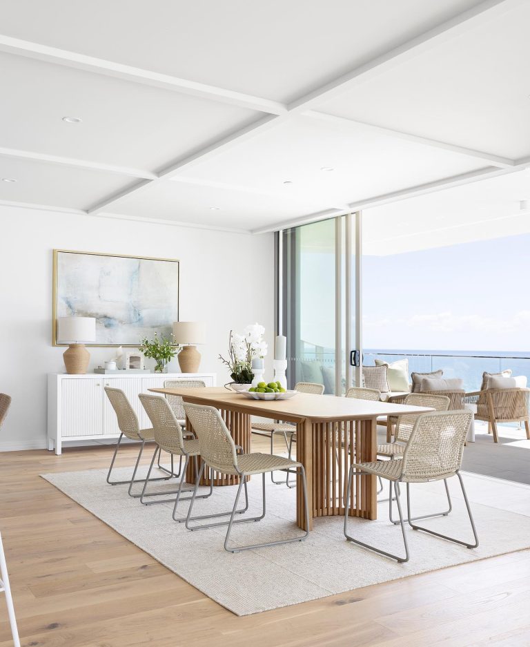 28 Stunning Coastal Dining Room Ideas for a Beach-Inspired Home ...