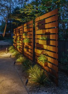 35 Fence Decorating Ideas to Transform Your Backyard into a Stunning