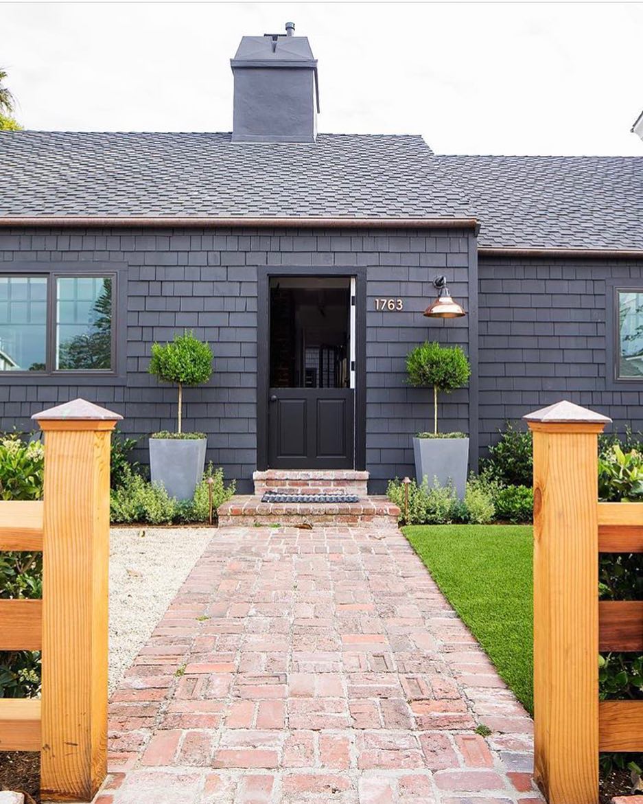 26 Stunning Grey Exterior House Designs That Will Transform Your Home ...