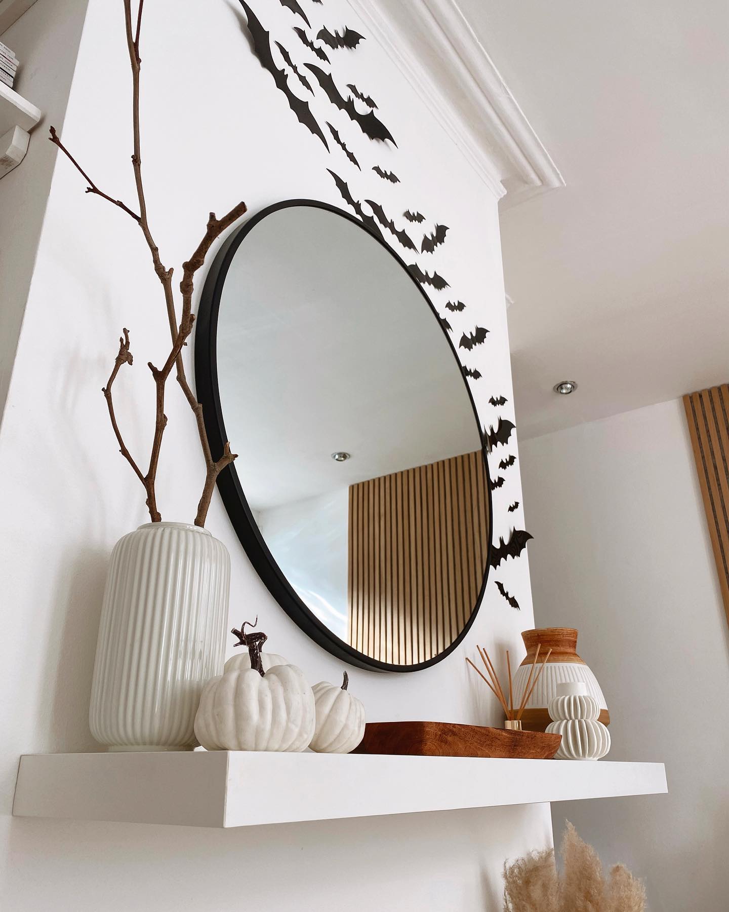 38 Minimalist Halloween Decor Ideas Simple, Modern, and Stylish