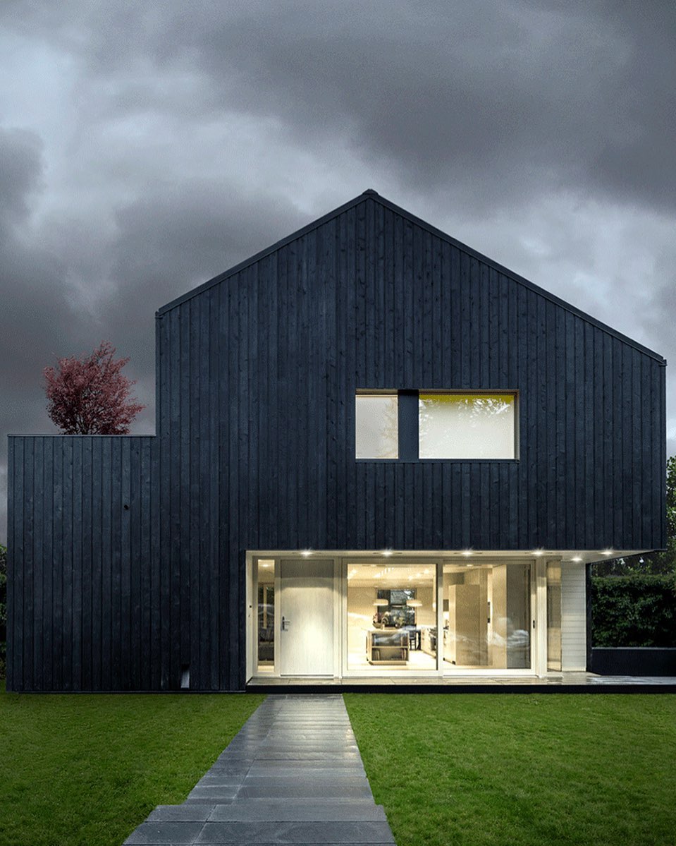 29 Stunning Black House Exterior Ideas: Modern Design, Wood Accents ...