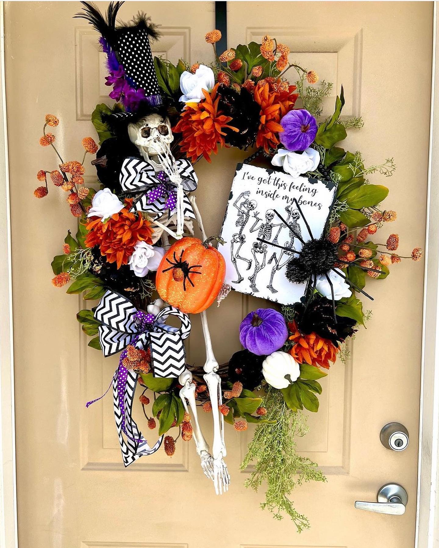 33 Halloween Wreath Ideas Spooky, Fun, and DIY Decorations for Your