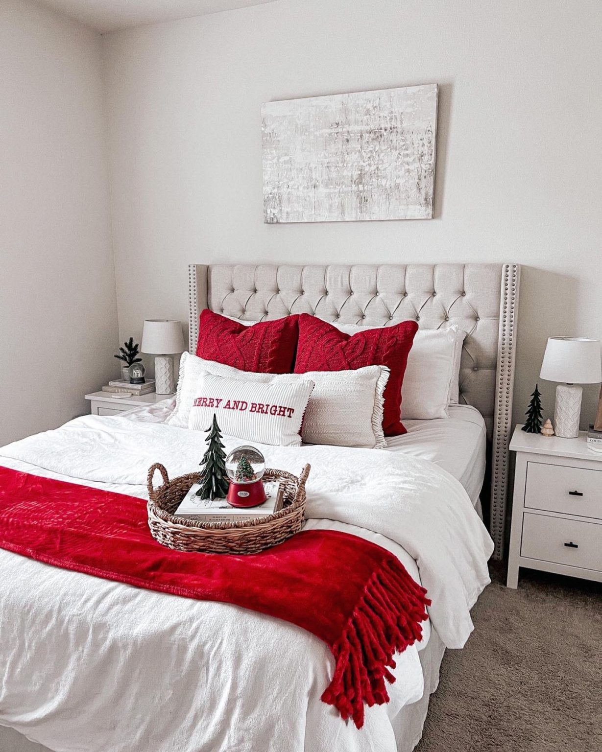 35 Christmas Bedroom Decor Ideas for a Cozy, Elegant, and Festive ...