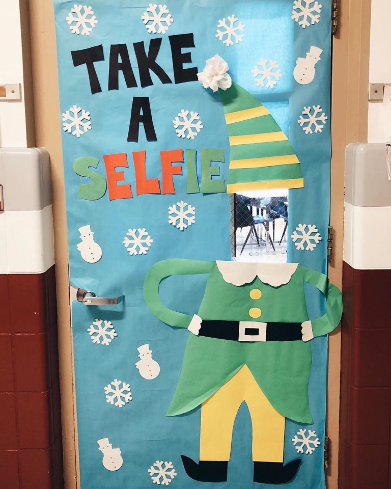 31 Christmas Classroom Door Ideas: Creative and Fun Ways to Deck the ...