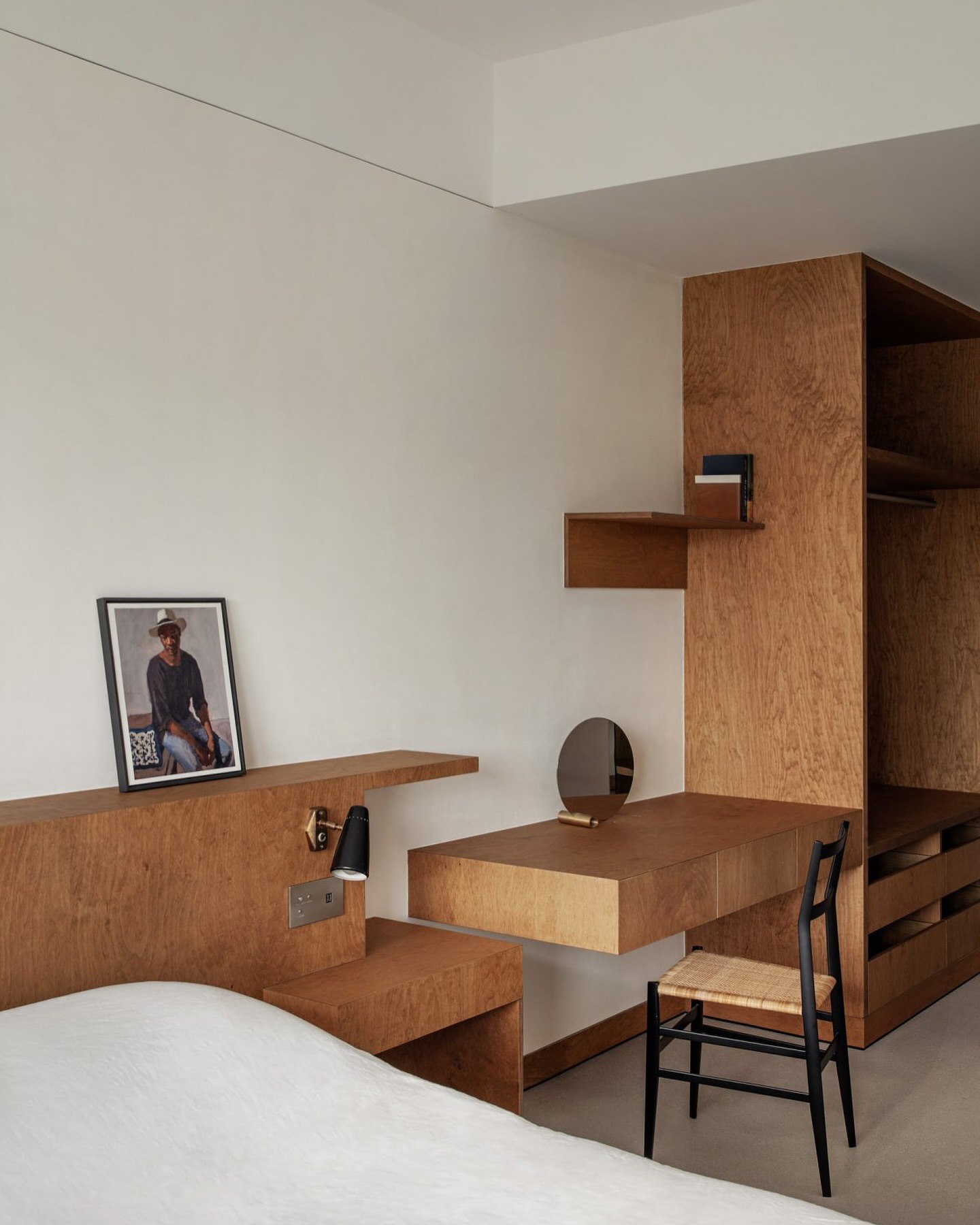 Picture of 30 Apartment Decorating Ideas for Men: Modern, Masculine, and Stylish ...