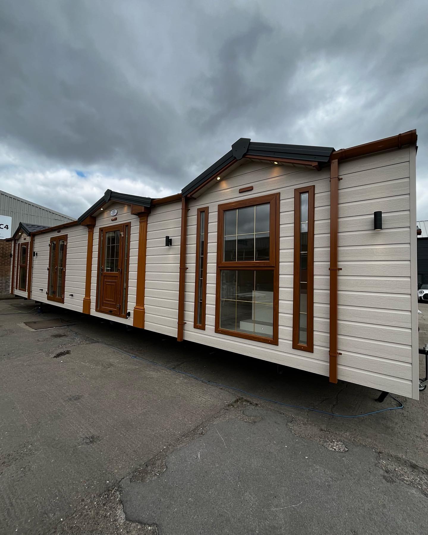 35 Stunning Mobile Home Exteriors to Boost Your Curb Appeal and Style ...