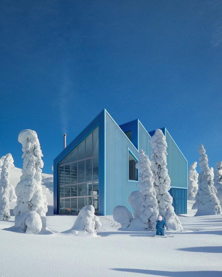 25 Stunning Blue House Exterior Ideas From Modern Designs to Timeless