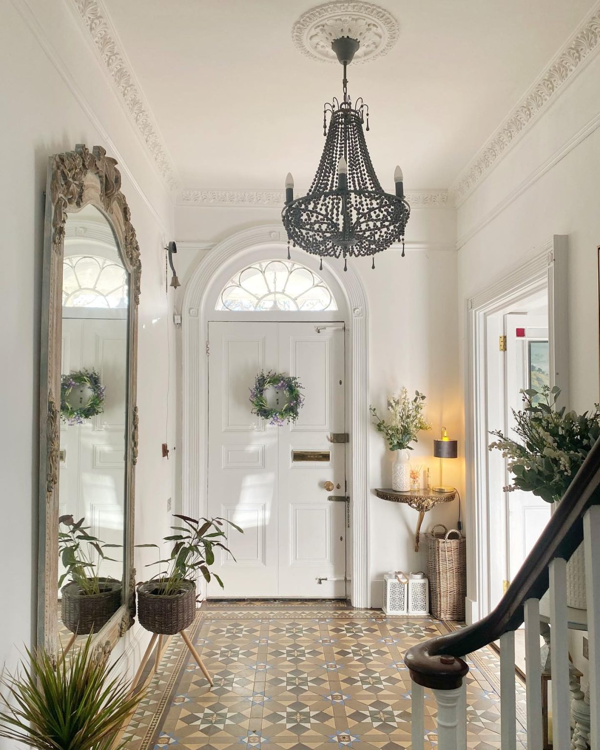 25 Hallway Decorating Ideas: Create a Stunning Entrance with Style ...