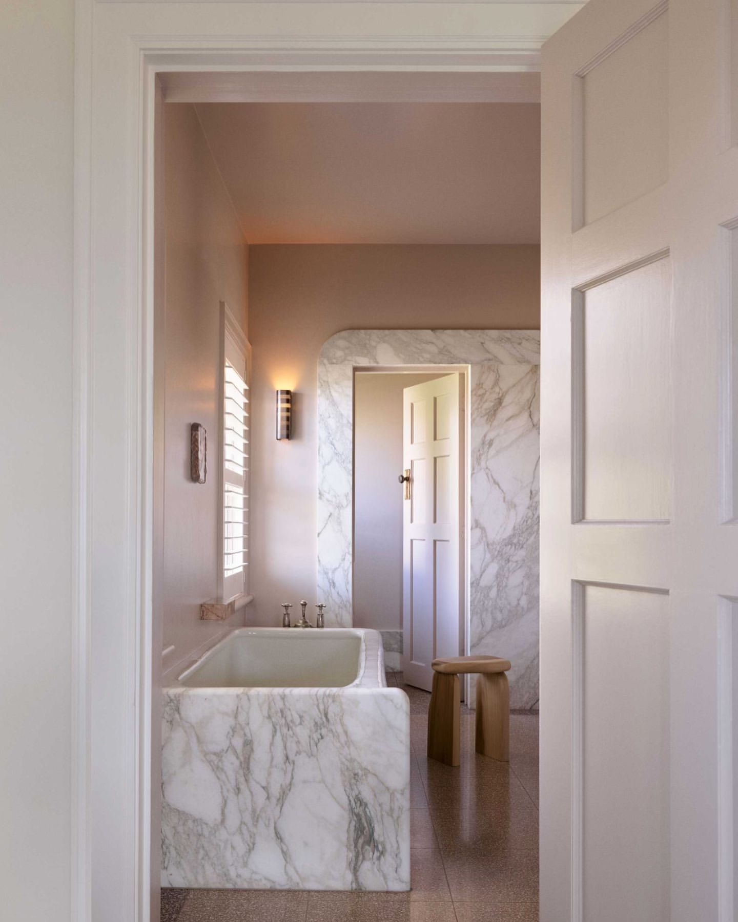 35 Stunning Pink Bathroom Ideas: Transform Your Space with Playful ...