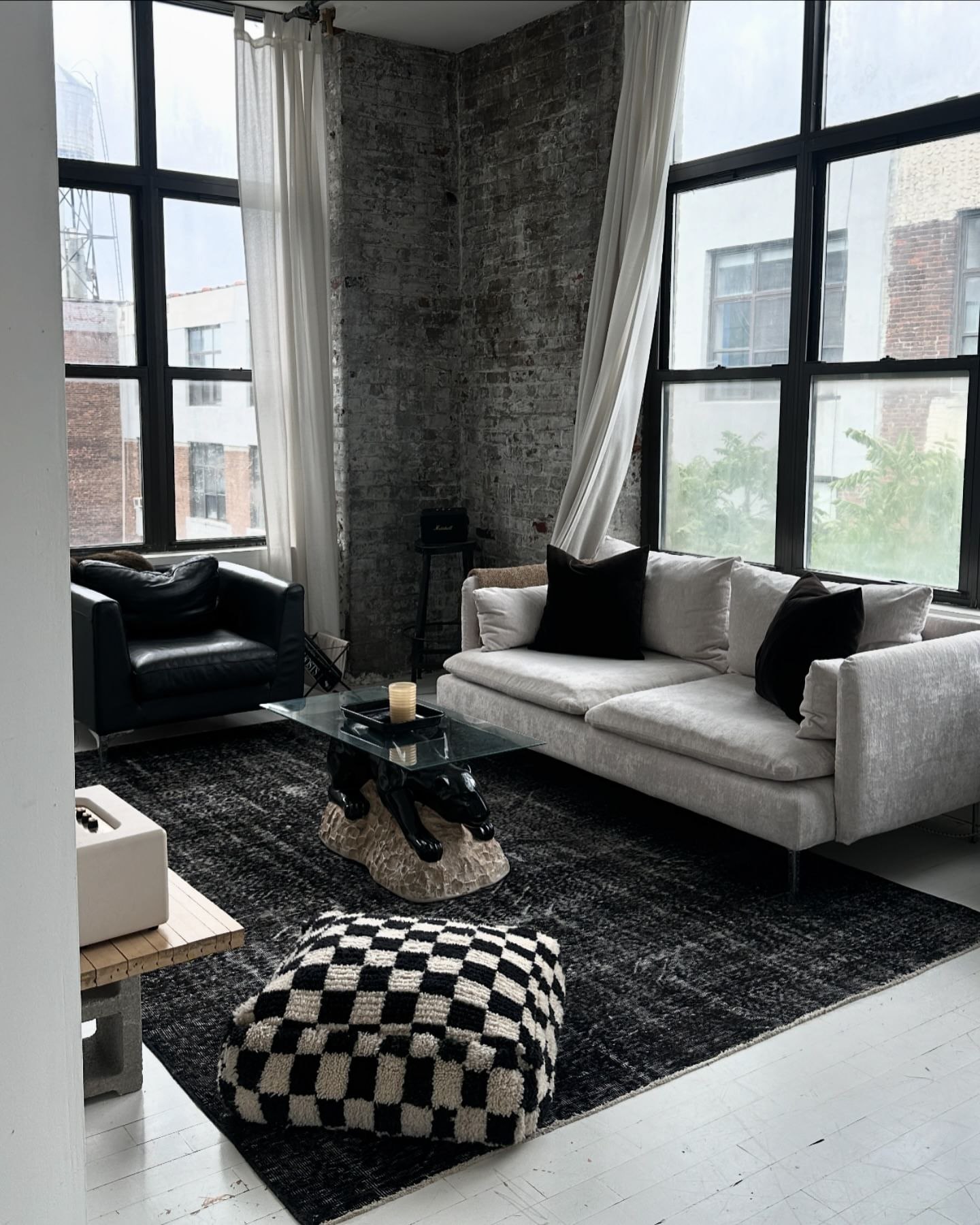 30 Apartment Decorating Ideas For Men Modern Masculine And Stylish 8 17
