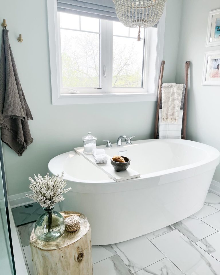 30 Bathtub Decor Ideas to Transform Your Bathroom into a Luxurious ...