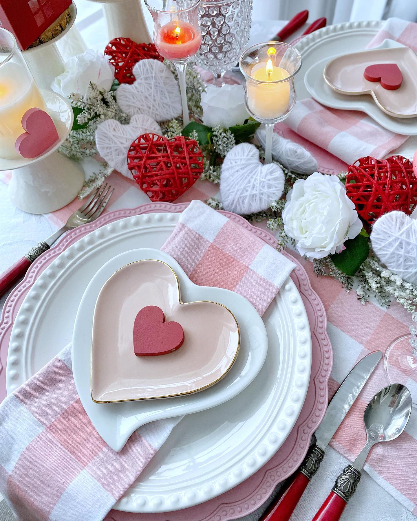 25 Valentine’s Day Table Decor Ideas to Create a Romantic and Memorable ...