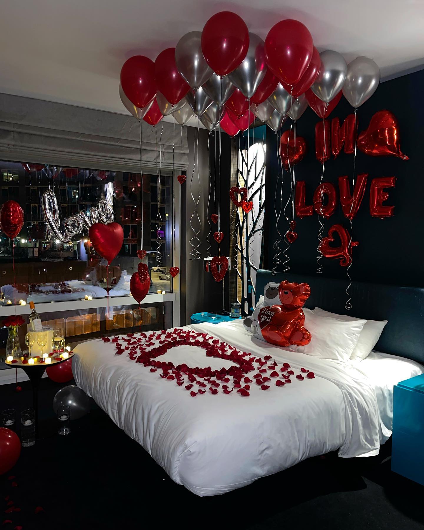 21 Stunning Valentine's Room Decor Ideas 2025 to Surprise Your Loved