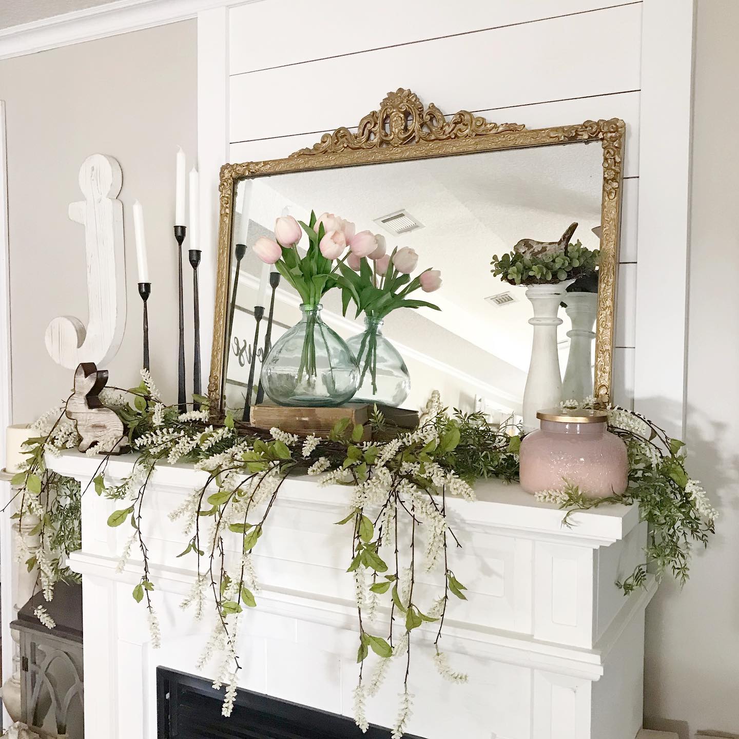 30 Spring Mantel Decorating Ideas to Refresh Your Home with Style and ...