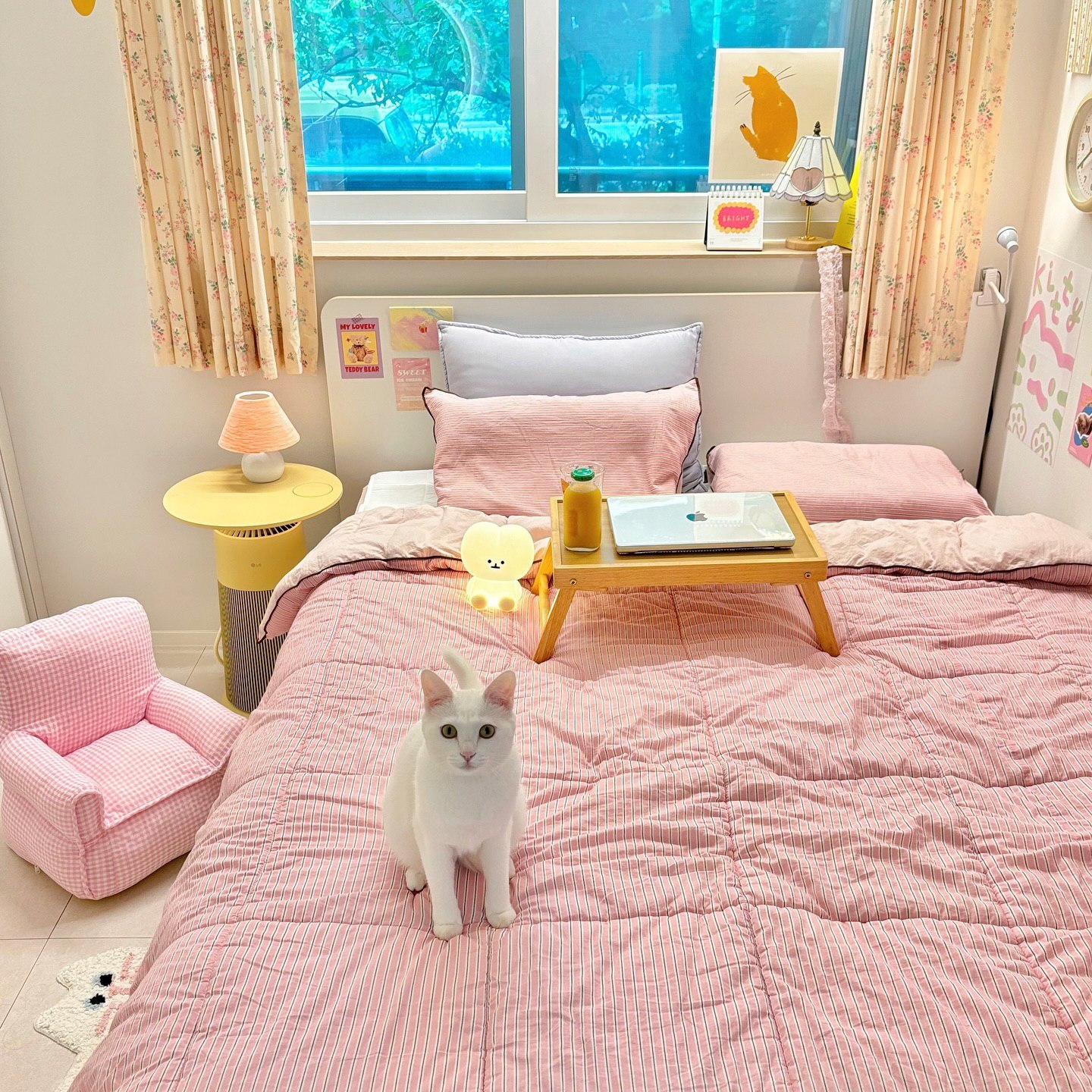 35 Pink Room Decor Ideas to Create the Dreamiest Aesthetic Spaces ...