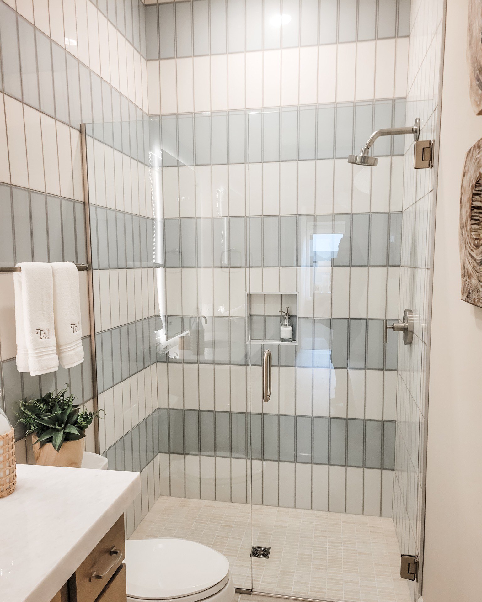 25 Shower Tile Ideas: Stunning Designs for Modern, Vintage, and ...