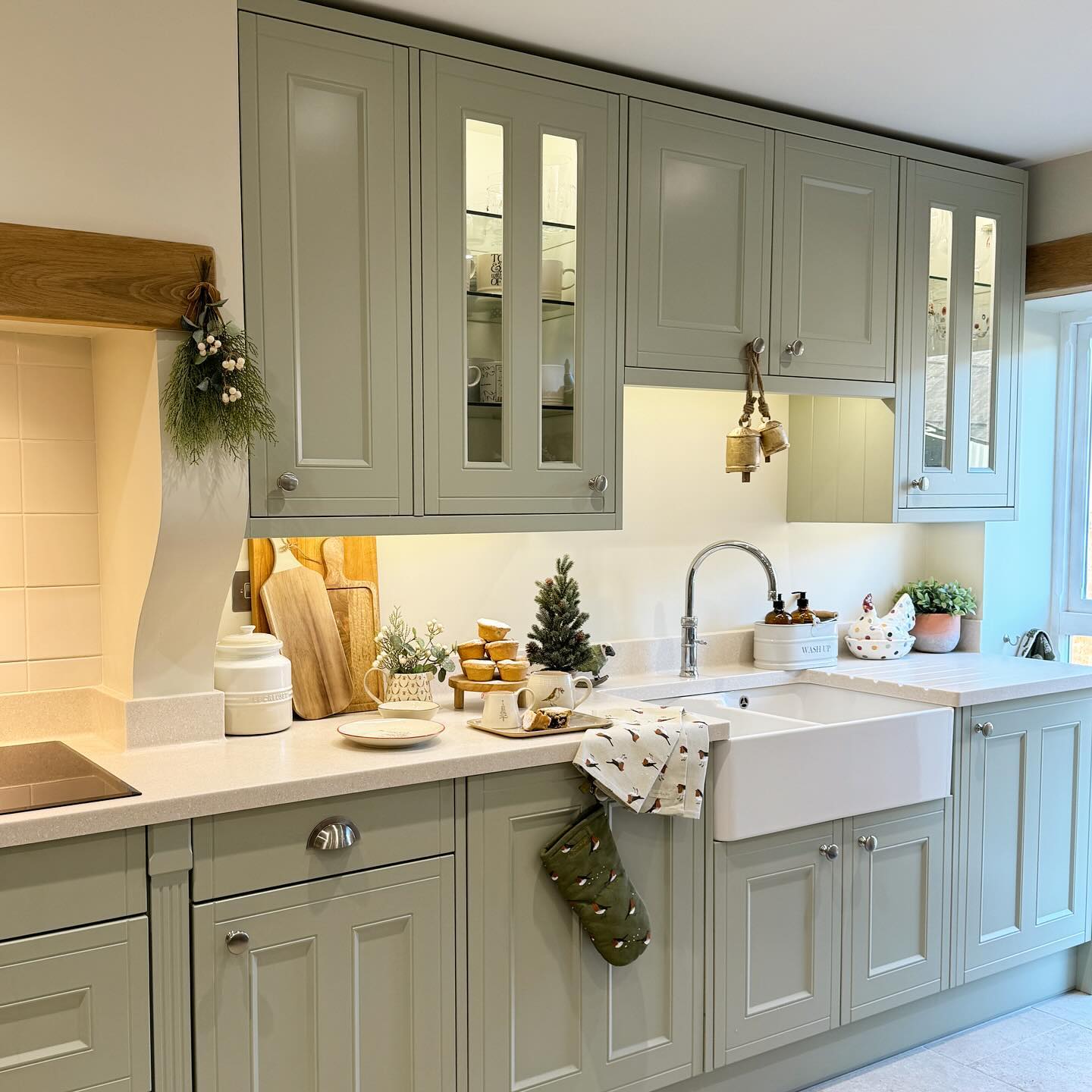 25 Sage Green Kitchen Designs: Ideas for Modern and Cozy Interiors ...