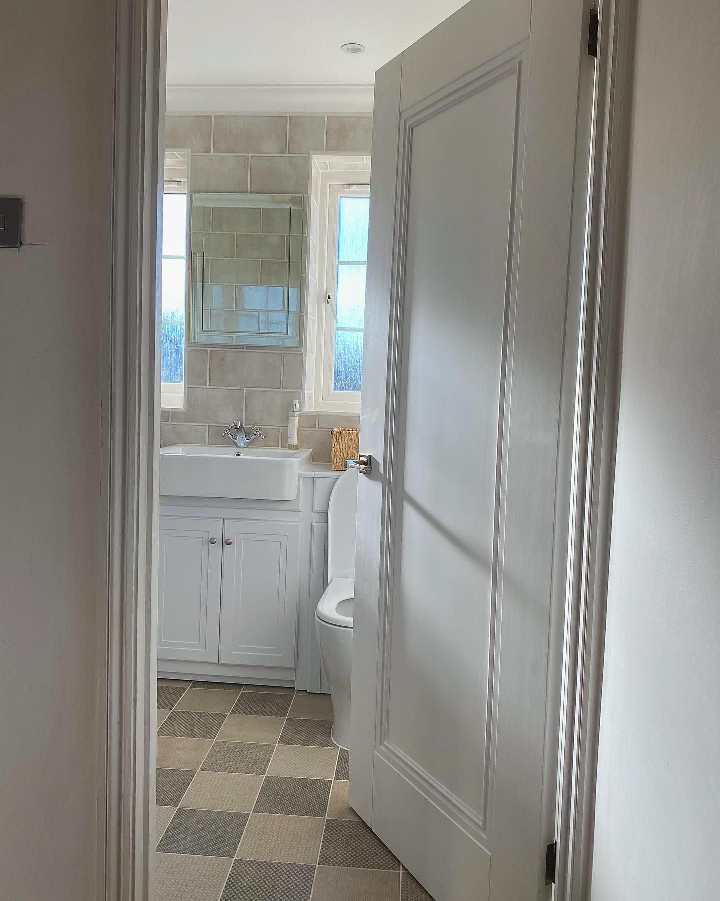 30 Bathroom Door Ideas: Transform Your Space with Stylish, Modern, and ...