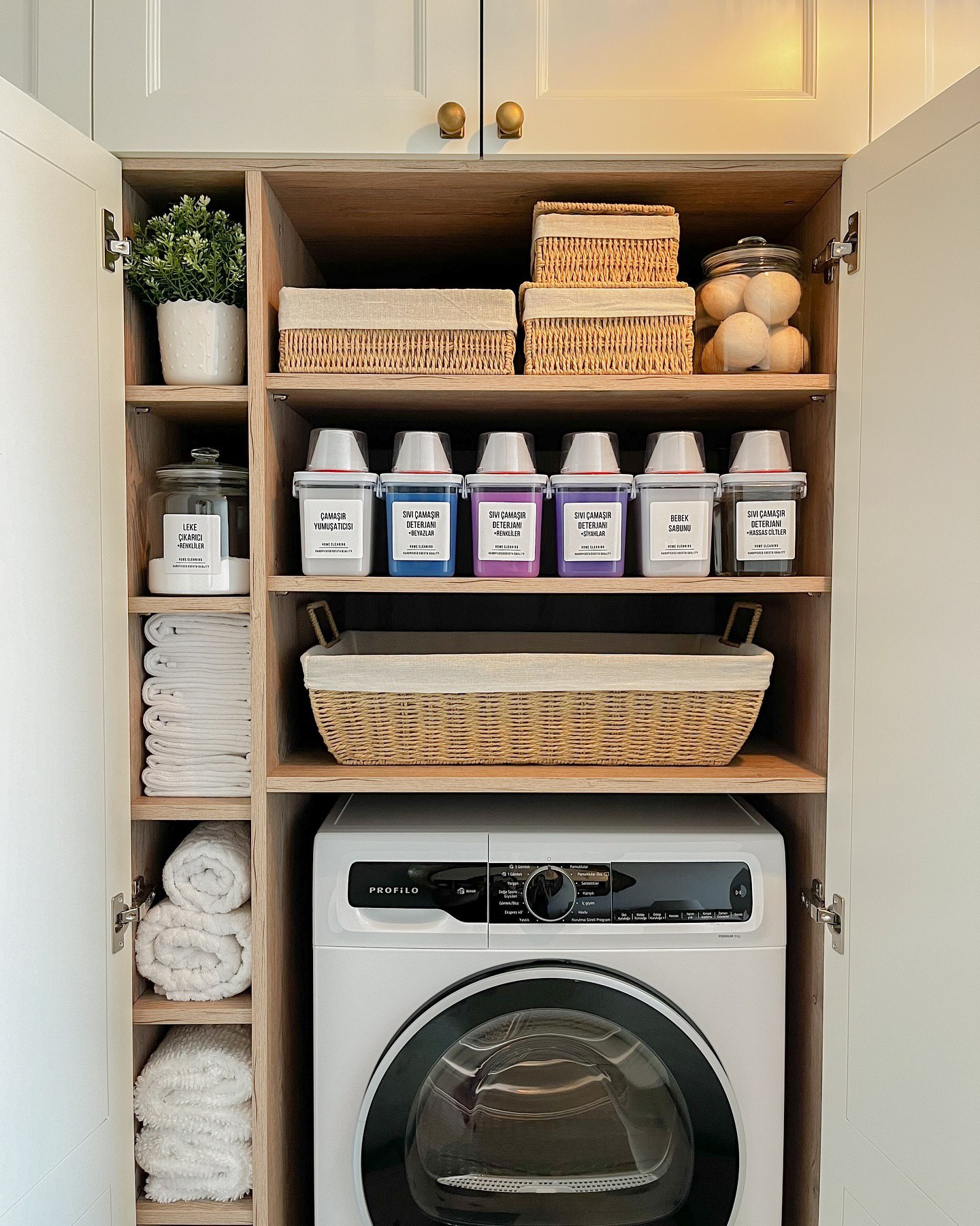 25 Laundry Room Ideas for Small Spaces That Combine Style and ...