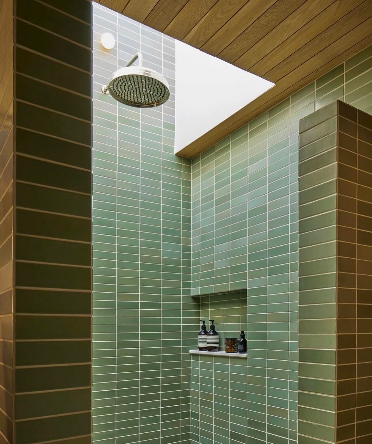 25 Green Tile Bathroom Ideas for a Stylish and Functional Space ...