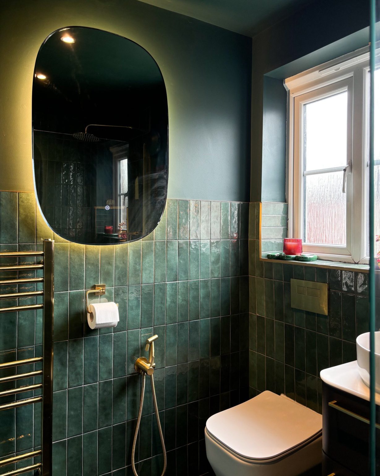 25 Green Tile Bathroom Ideas for a Stylish and Functional Space ...