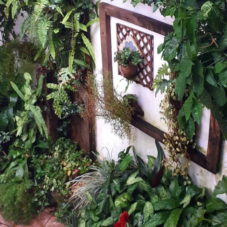 25 Garden Wall Decor Ideas to Transform Your Outdoor Space with Style ...