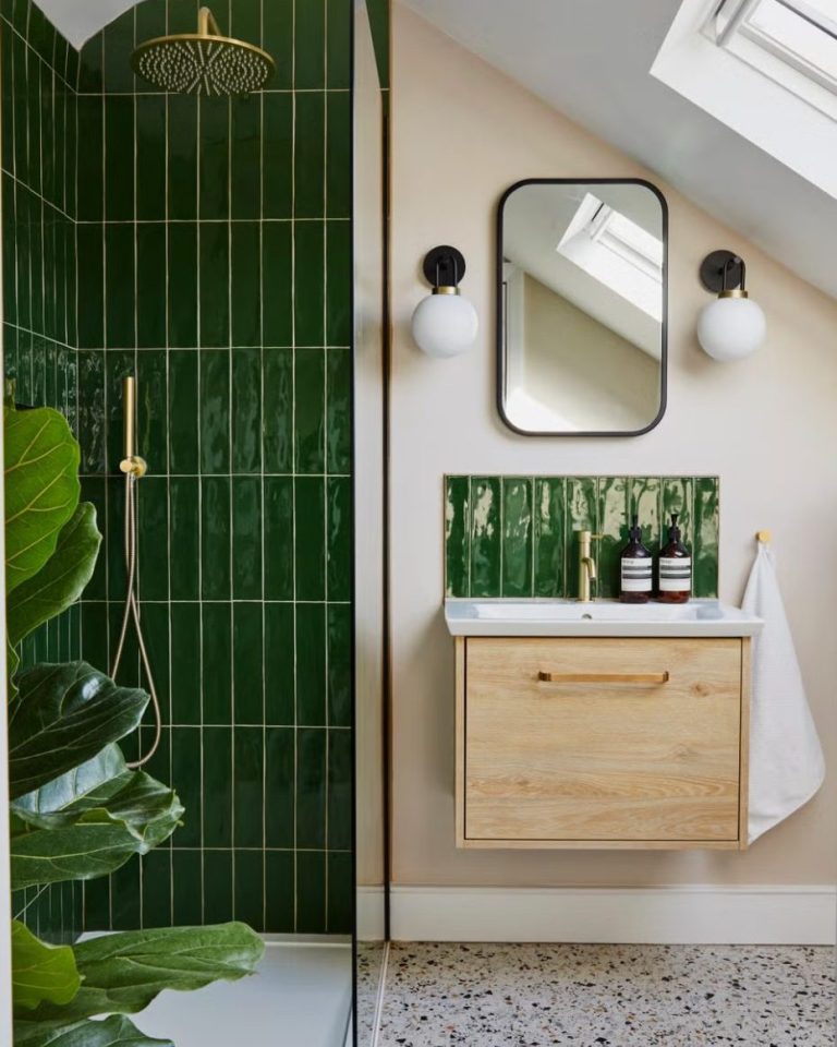 35 Green Bathroom Ideas: Stylish Designs for a Fresh and Timeless Look ...