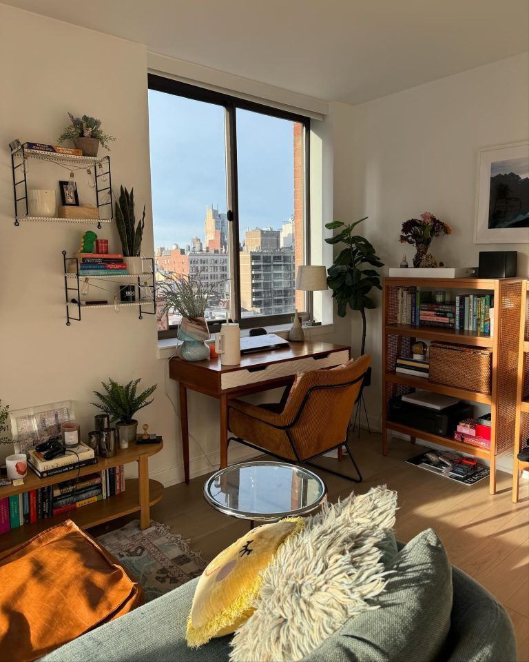 30 Studio Apartment Ideas: Stylish, Modern, and Space-Saving Designs ...