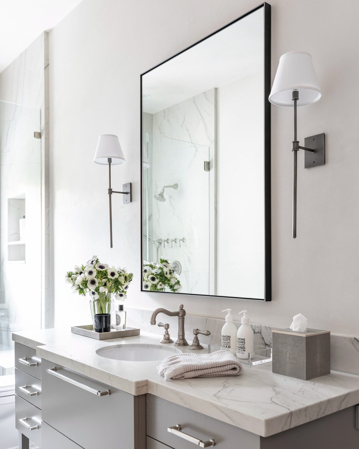 30 Stunning Apartment Bathroom Decor Ideas to Transform Your Small ...