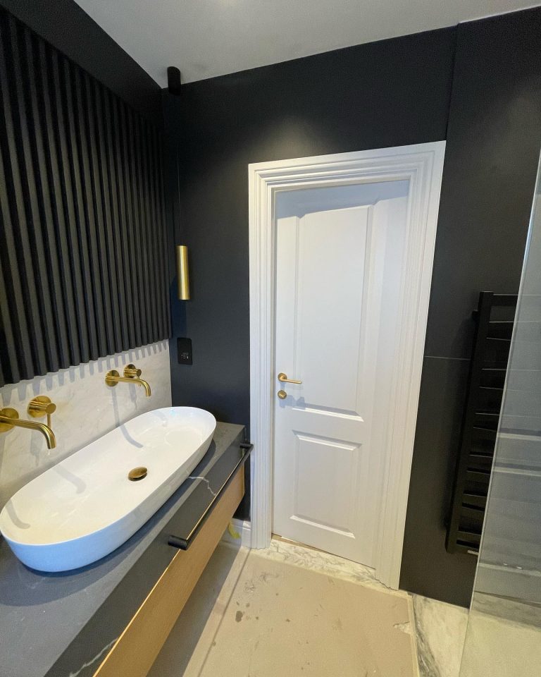 28 Bathroom Paint Colors 2025: Trendy Shades & Ideas to Refresh Your Space - placeideal.com