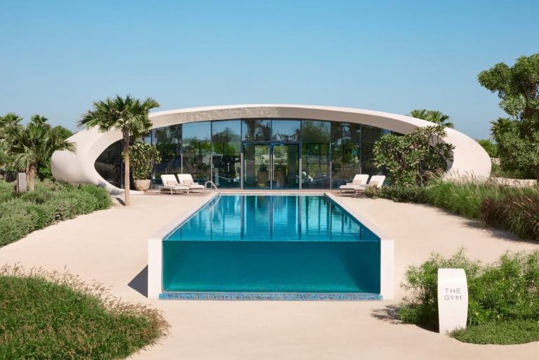 25 Outdoor Pool Designs 2025: Modern, Luxury and Minimalist Ideas for a ...