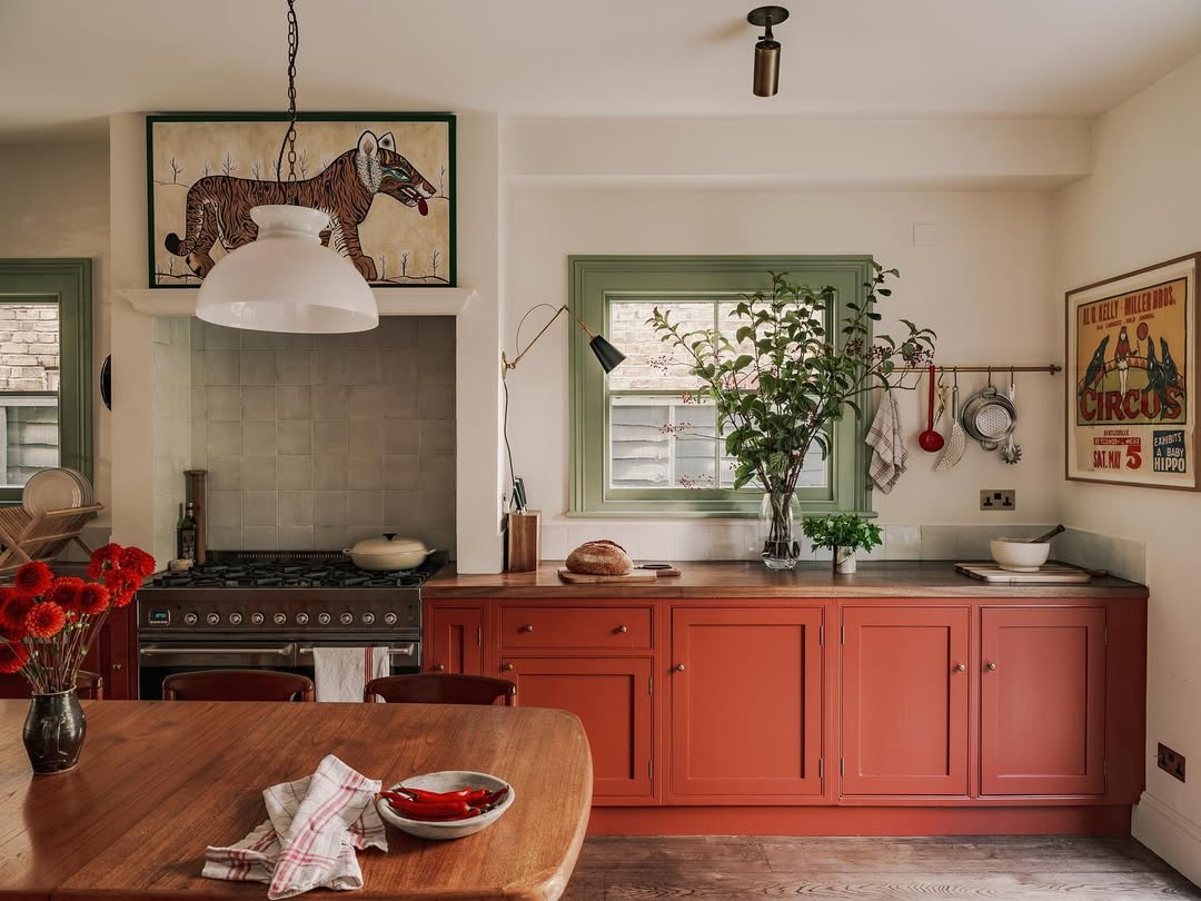 25 Kitchen Paint Colors 2025: The Best Color Combinations and Trends ...