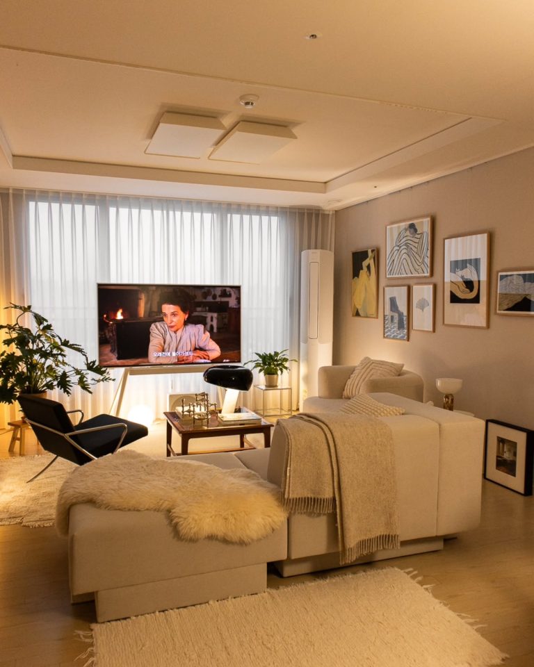 25 Living Room Colors 2025: Trendy Combinations and Stunning Palette ...