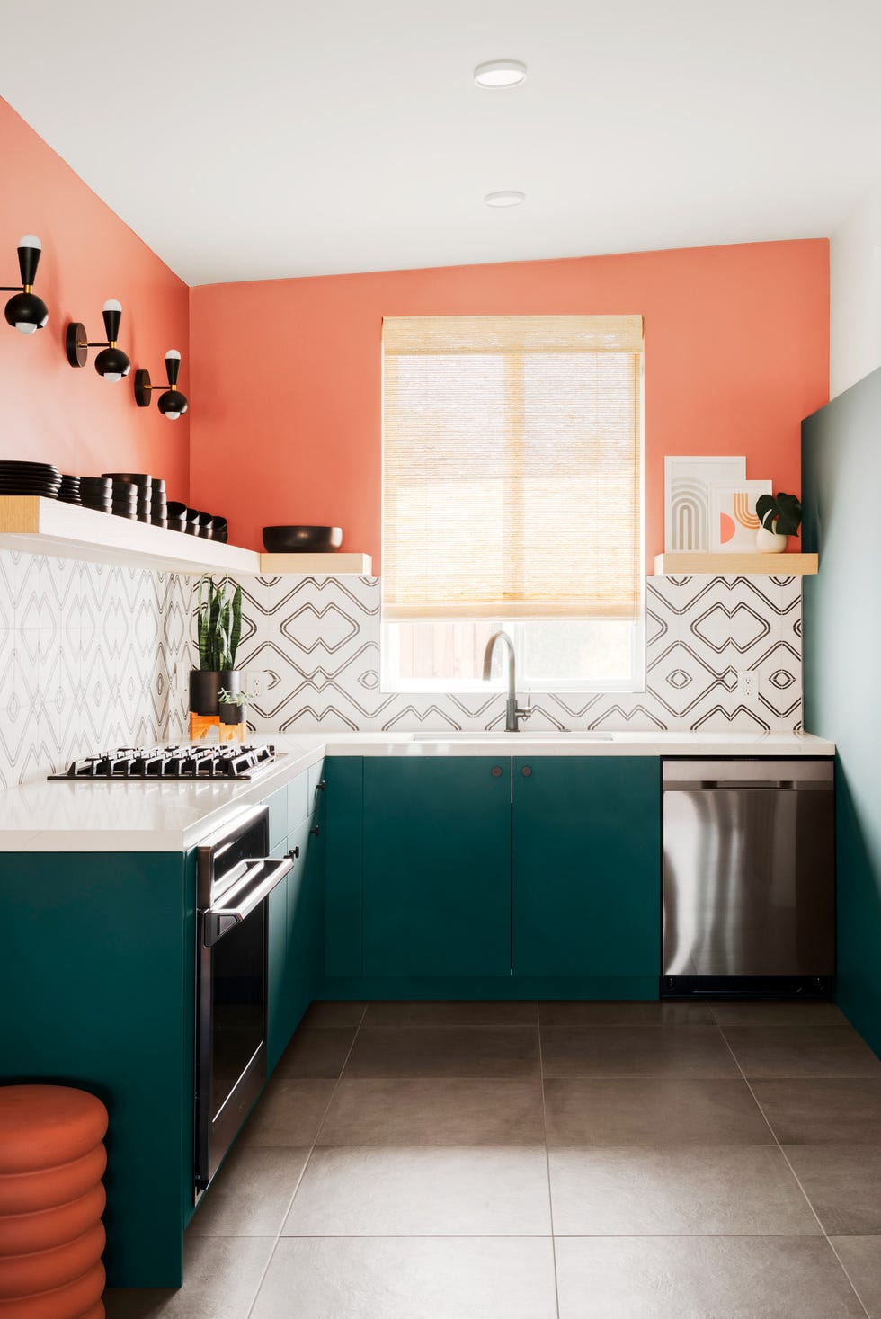 25 Kitchen Paint Colors 2025: The Best Color Combinations and Trends ...