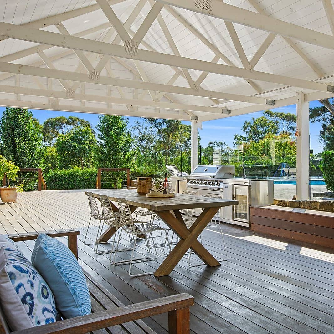 30 Outdoor Entertaining Area Ideas – Stunning Patios, Decks and ...