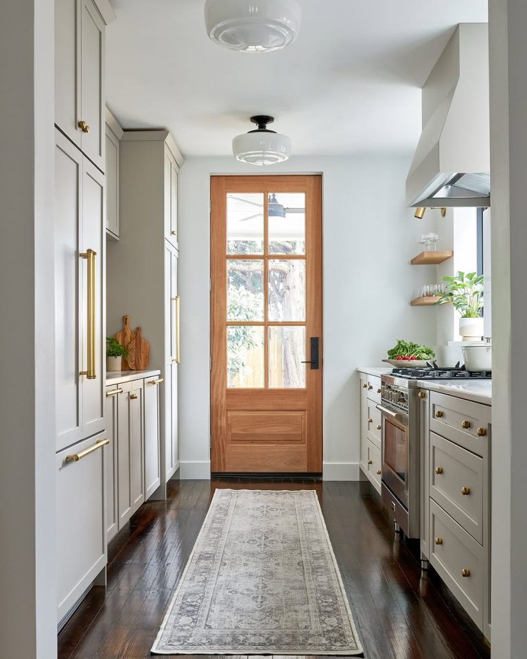 30 Galley Kitchen Ideas 2025 That Will Transform Any Small Space Into a ...