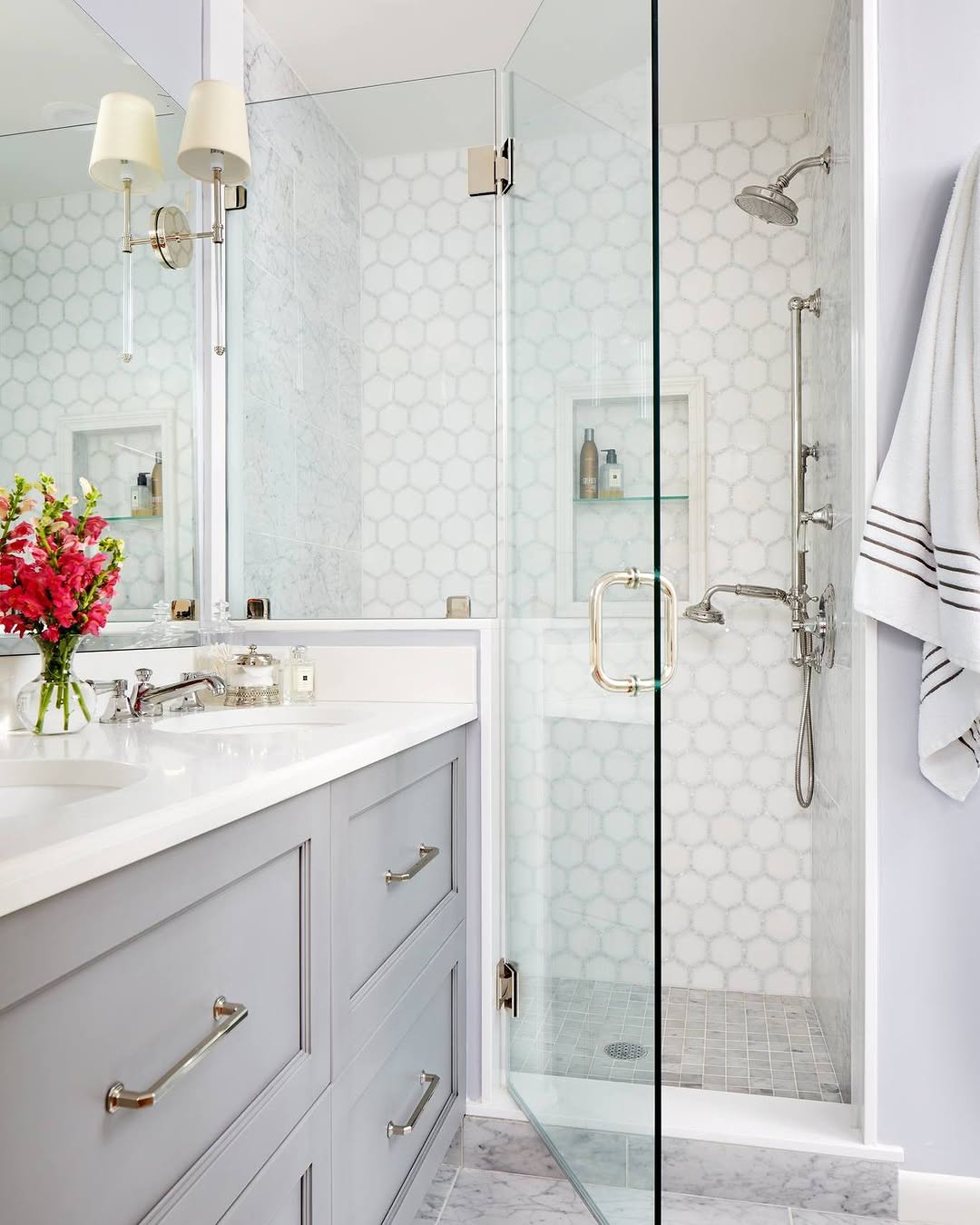 27 Bathroom Remodel Ideas for 2025: Stunning Designs for Small, Luxury ...