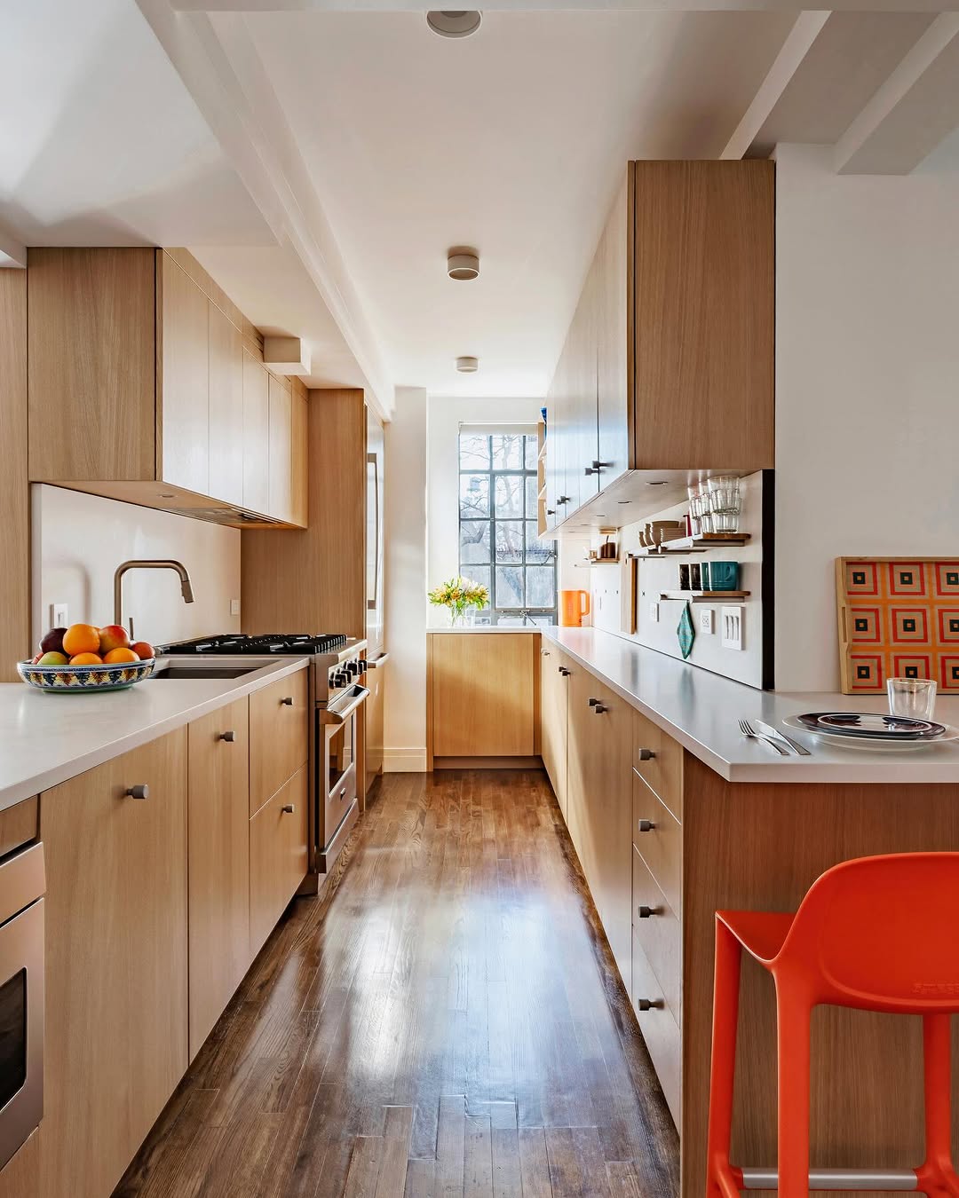 30 Galley Kitchen Ideas 2025 That Will Transform Any Small Space Into a ...