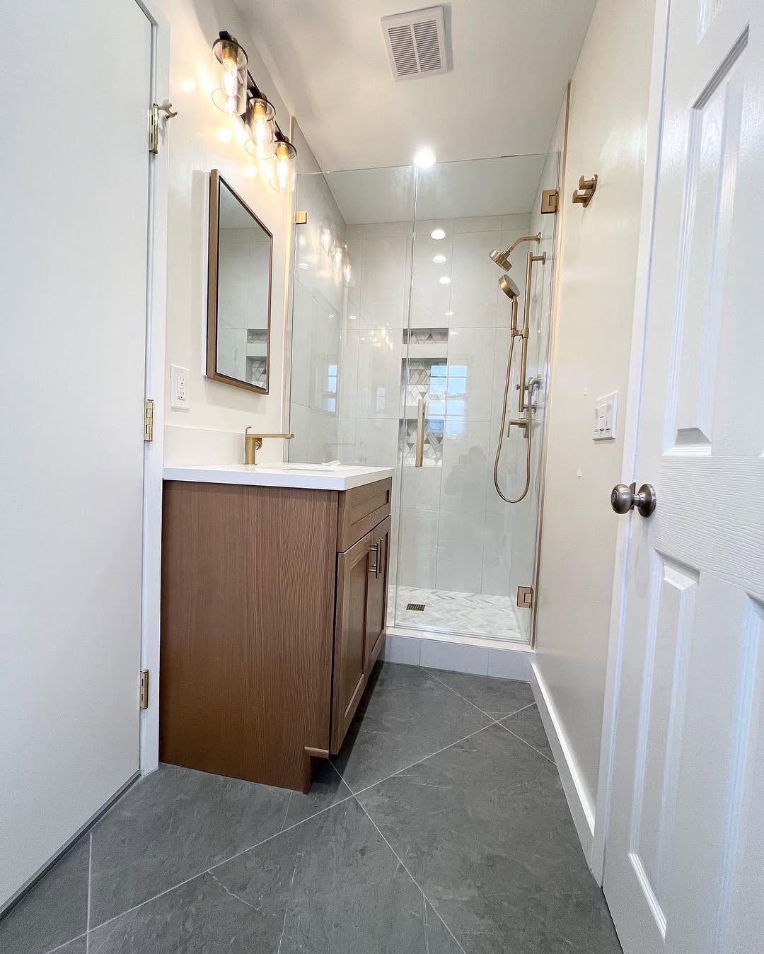 27 Bathroom Remodel Ideas for 2025: Stunning Designs for Small, Luxury ...