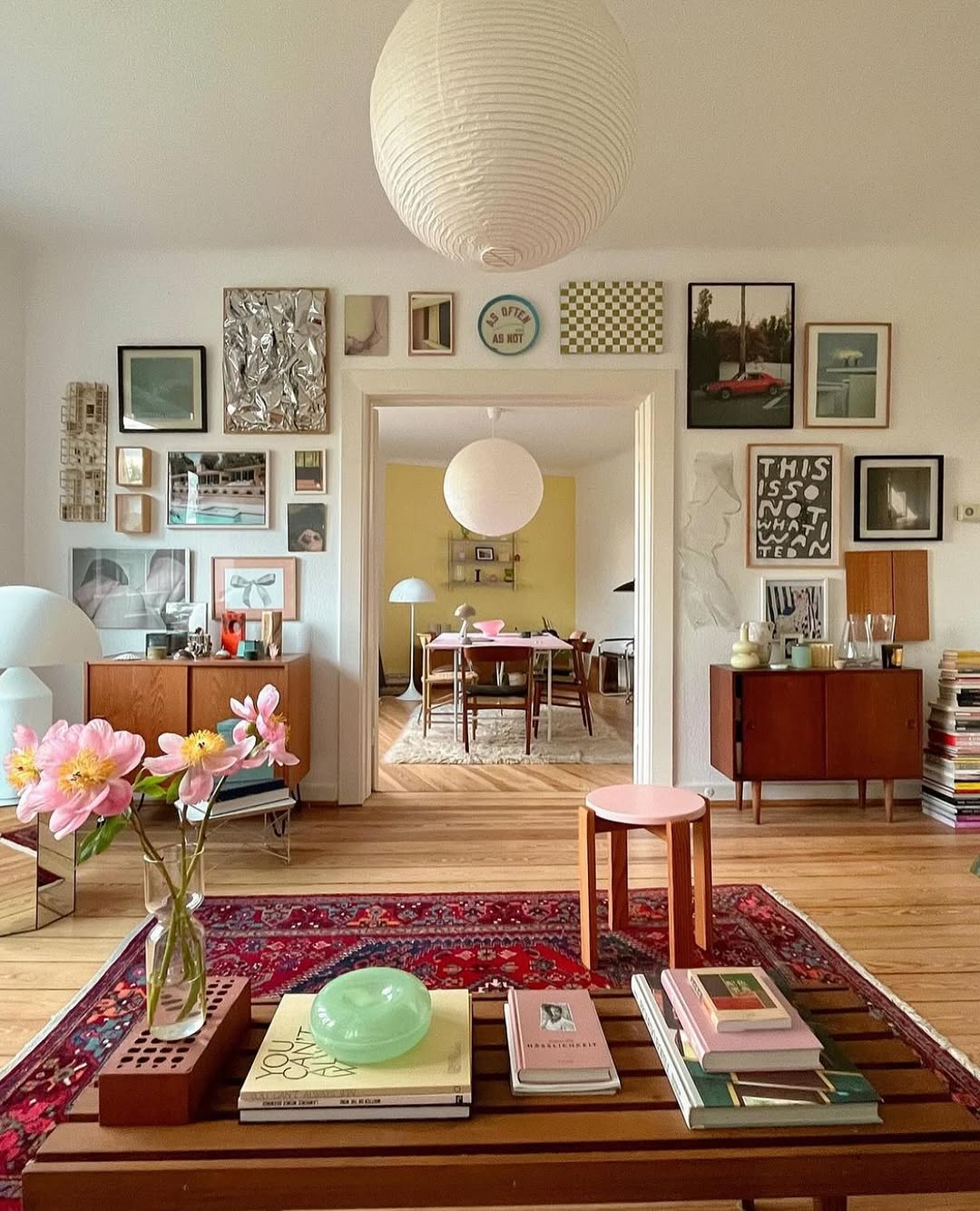 34 Unconventional Living Room Concepts That Redefine Interior Design ...