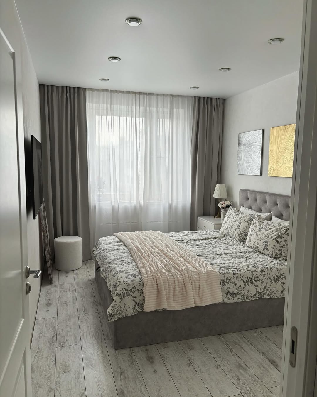 30 Bedroom Remodel Ideas That Will Transform Your Space – Budget ...