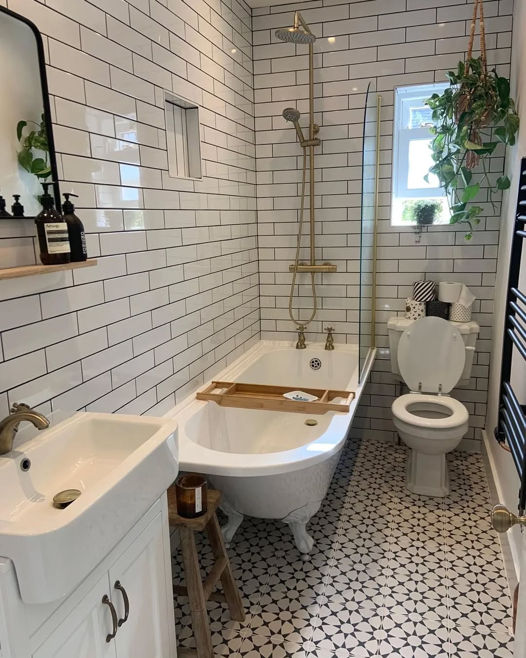 35 Small Bathroom Ideas: Stylish, Space-Saving and Budget-Friendly ...