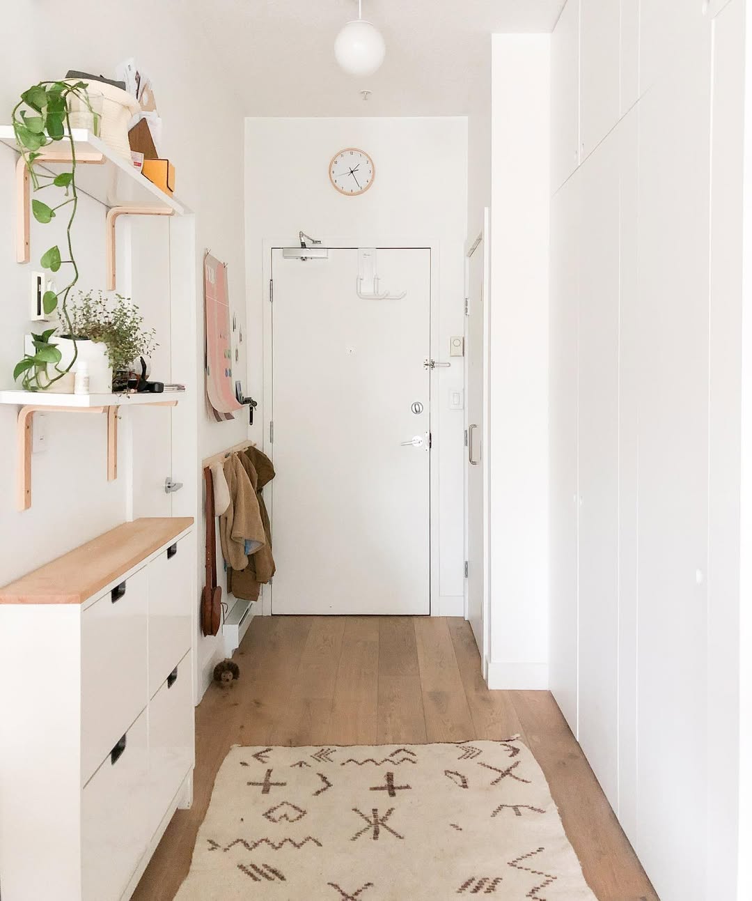 35 Small Entryway Ideas That Maximize Style and Storage in Every Corner ...