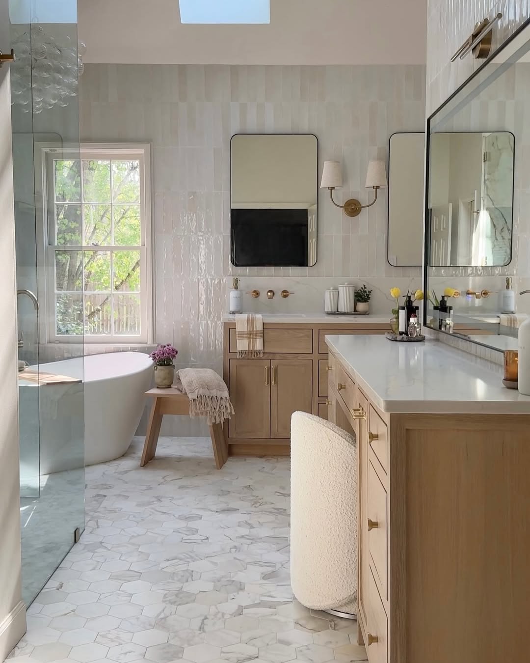 27 Bathroom Remodel Ideas for 2025: Stunning Designs for Small, Luxury ...