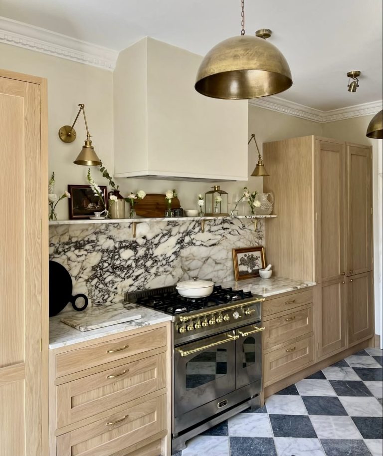 35 Oak Kitchen Ideas That Blend Timeless Wood With Modern Charm ...