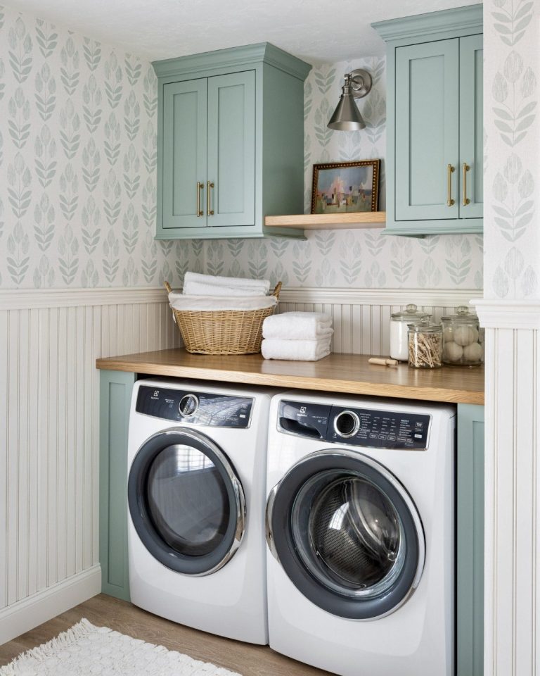 35 Laundry Room Cabinets and Shelves to Transform Your Space with Smart ...